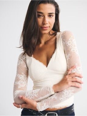 🤍 Abercrombie & Fitch Bra-Free Lace Long Sleeve Top Coquette Balletcore Fairy